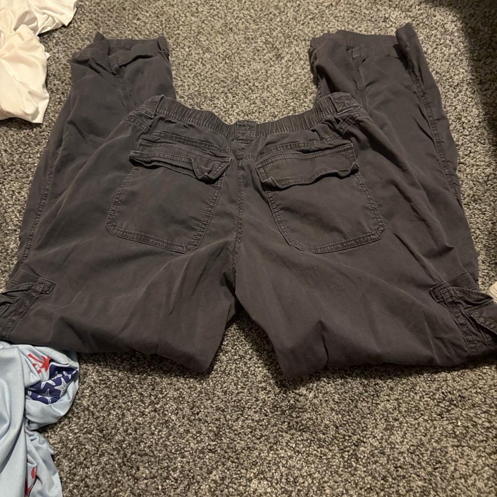 dark grey cargo low rise baggy size small